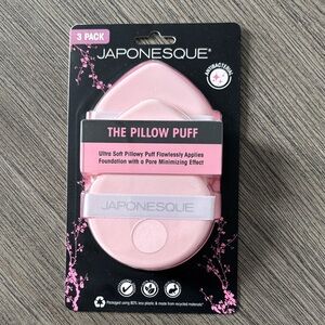 Japonesque Pink Pillow Puff Foundation Applicator